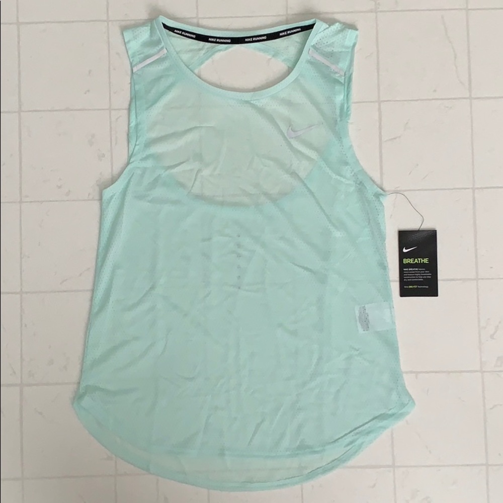 Nike Breathe Tank